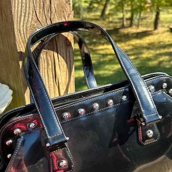 Beijo Glossy Black Satchel - Picture 9 of 9